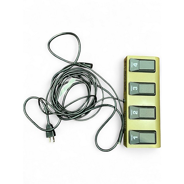 Used Behringer ULTRACOUSTIC ACX1000 Acoustic Guitar Combo Amp