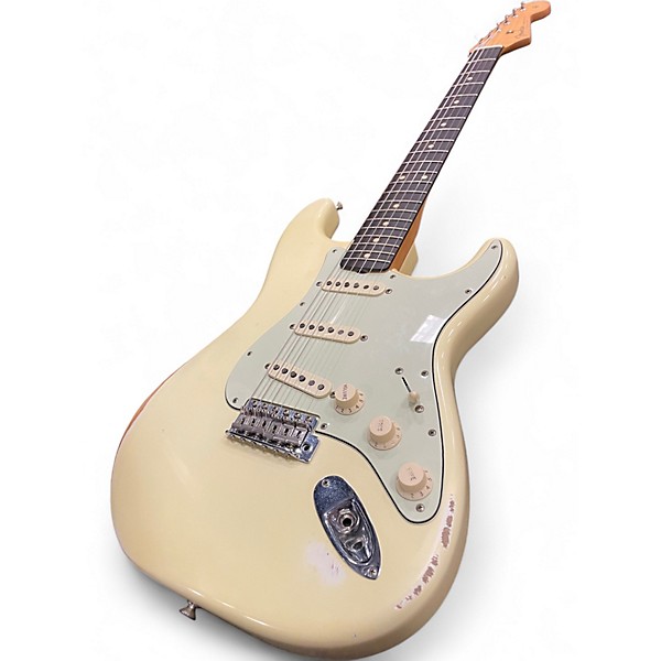 Used Fender Road Worn 1960S Stratocaster Antique White Solid Body Electric Guitar