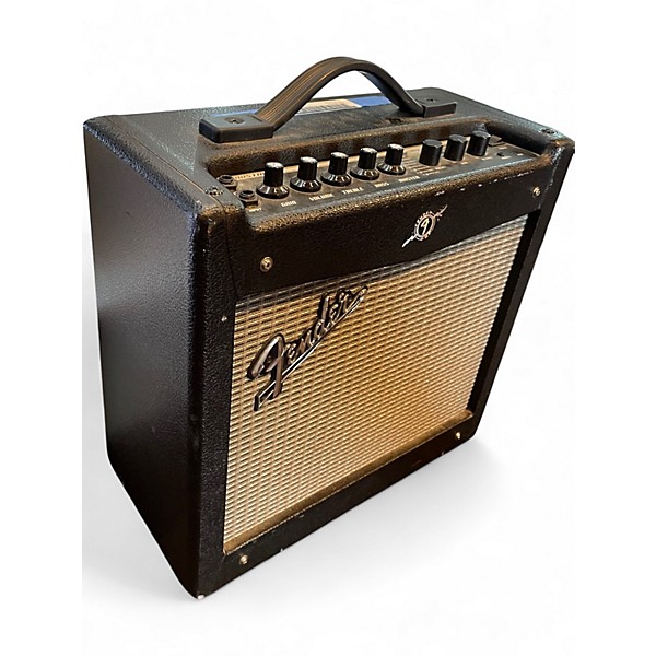 Used Fender Mustang I V2 20W 1X8 Guitar Combo Amp