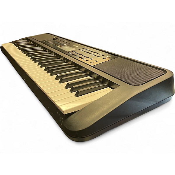 Used Yamaha PSR383 Digital Piano