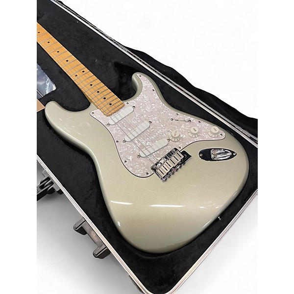 Vintage 1989 Fender American Standard Stratocaster Inca Silver Solid Body Electric Guitar