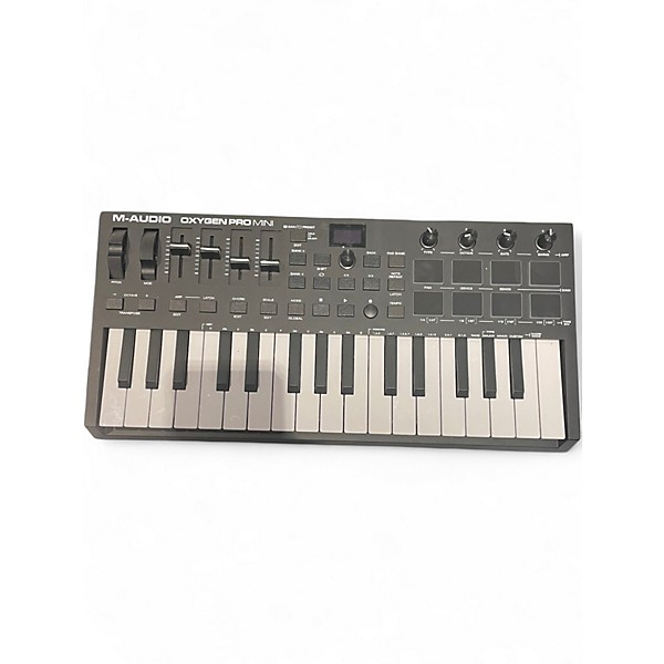 Used M-Audio OXYGEN PRO MINI MIDI Controller