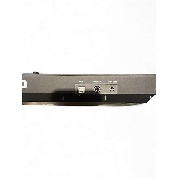 Used M-Audio OXYGEN PRO MINI MIDI Controller