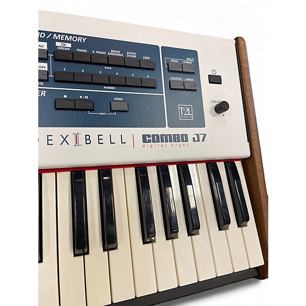 Used Dexibell COMBO J7 Organ