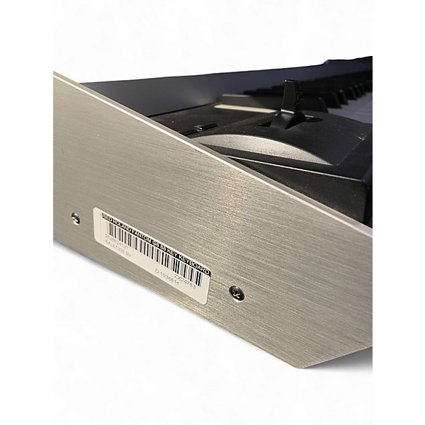 Used Roland Fantom G8 88 Key Keyboard Workstation