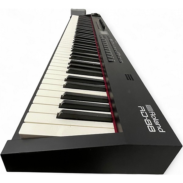 Used Roland RD-88 Keyboard Workstation
