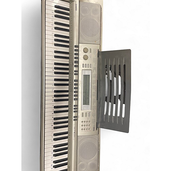Used Casio WK-200 Keyboard Workstation