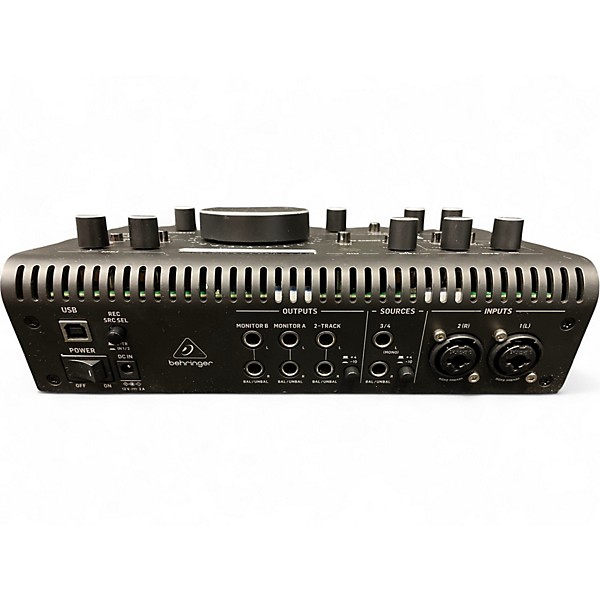 Used Behringer STUDIO L Audio Interface
