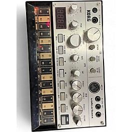 Used KORG VOLCA-BASS Synthesizer