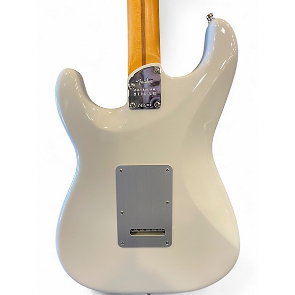 Used Fender American Ultra Stratocaster Alpine White Solid Body Electric Guitar