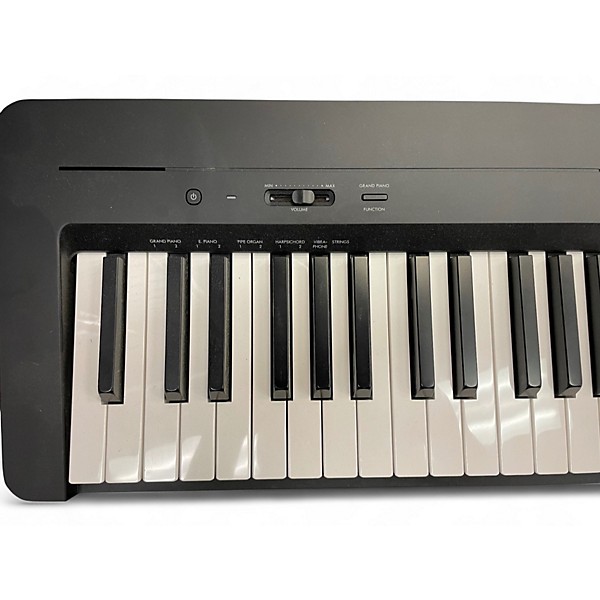 Used Yamaha P-1436 Portable Keyboard