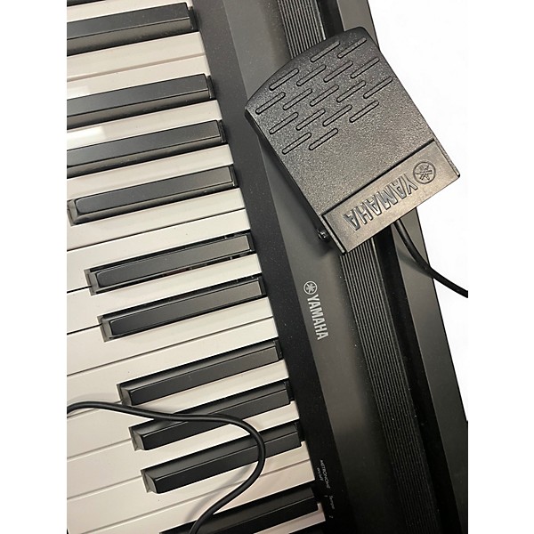 Used Yamaha P-1436 Portable Keyboard