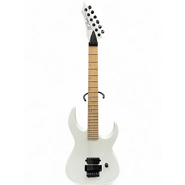 Used B.C. Rich Gunslinger Prophecy II White Solid Body Electric Guitar
