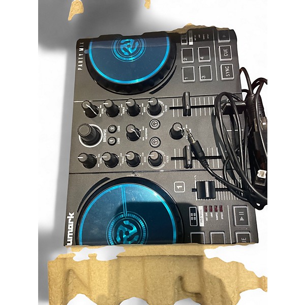 Used Numark party mix DJ Controller