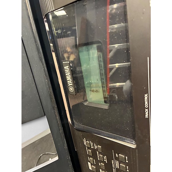 Used Yamaha PSRE463 61 key Portable Keyboard