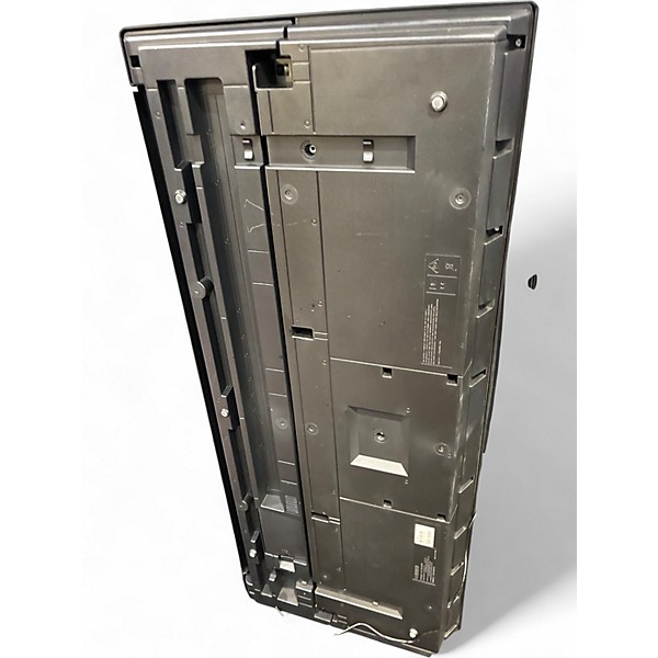 Used Yamaha PSRE463 61 key Portable Keyboard