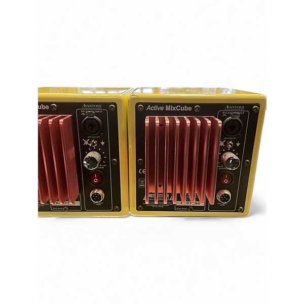 Used Avantone Mixcube 5.25 Pair Powered Monitor