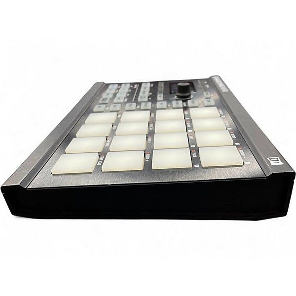 Used Native Instruments Maschine Mikro MKII MIDI Controller