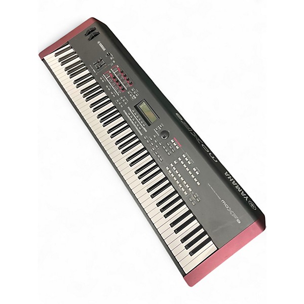 Used Yamaha MOXF8 88 Key Keyboard Workstation
