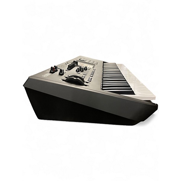 Used Yamaha MODX6+ Synthesizer