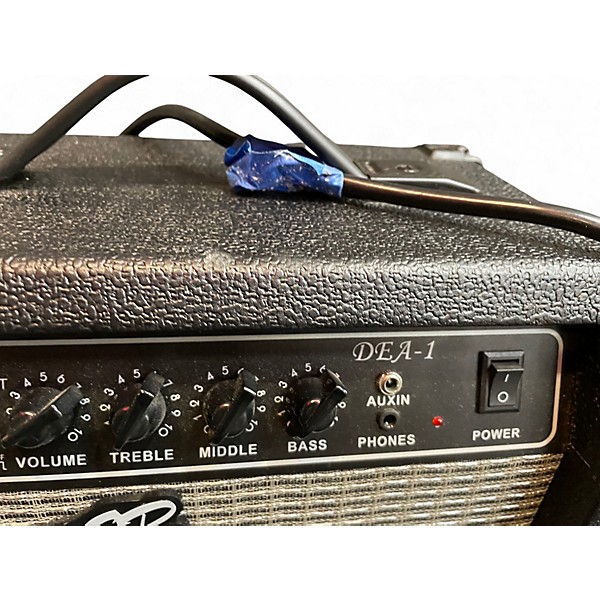 Used Donner DEA1 Battery Powered Amp