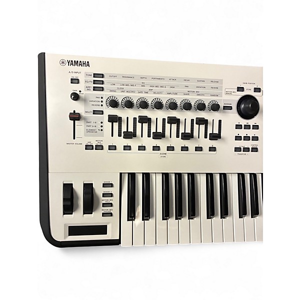 Used Yamaha Montage 6 Synthesizer