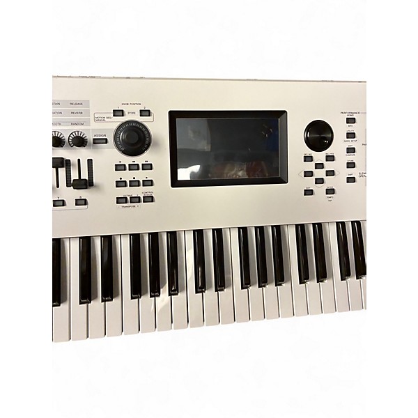 Used Yamaha Montage 6 Synthesizer