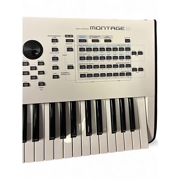 Used Yamaha Montage 6 Synthesizer