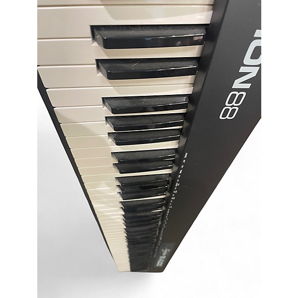 Used M-Audio KEYSTATION 88 MIDI Controller