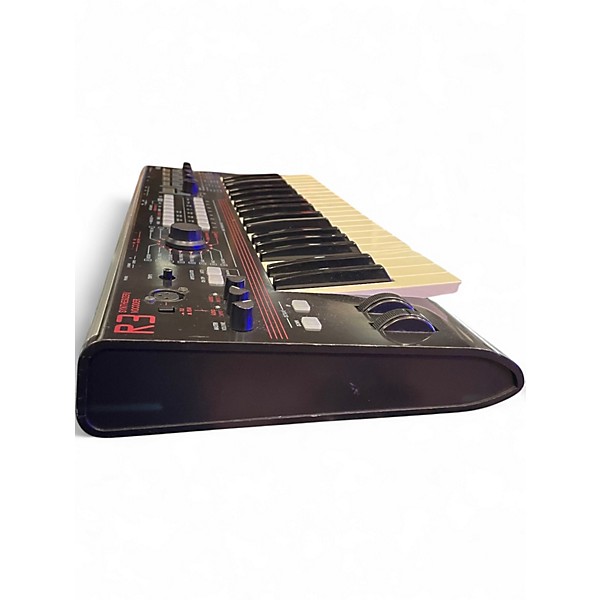 Used KORG R3 37 Key Synthesizer