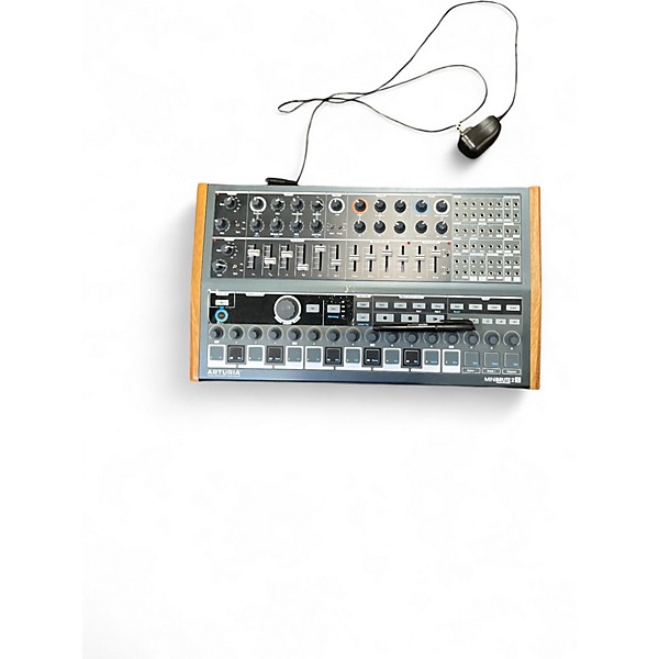 Used Arturia Minibrute 2 Synthesizer