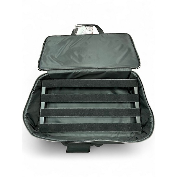 Used Pedaltrain CLASSIC 2 Pedal Board