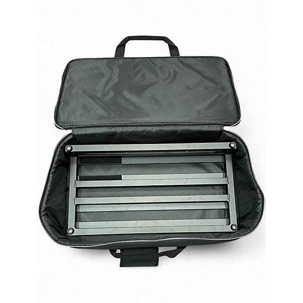 Used Pedaltrain CLASSIC 2 Pedal Board