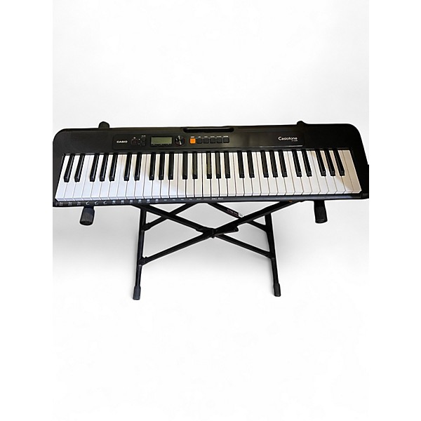 Used Casio cts200 Digital Piano