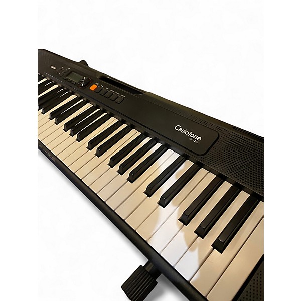 Used Casio cts200 Digital Piano