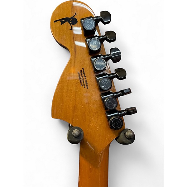 Used Fender Tom Delonge Signature Stratocaster shell pink Solid Body Electric Guitar