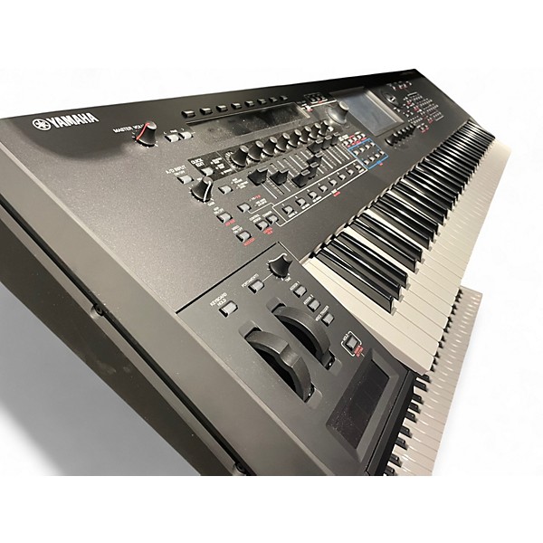 Used Yamaha MONTAGE M7 Synthesizer