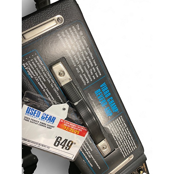 Used Fender VIBRO CHAMP Tube Guitar Combo Amp