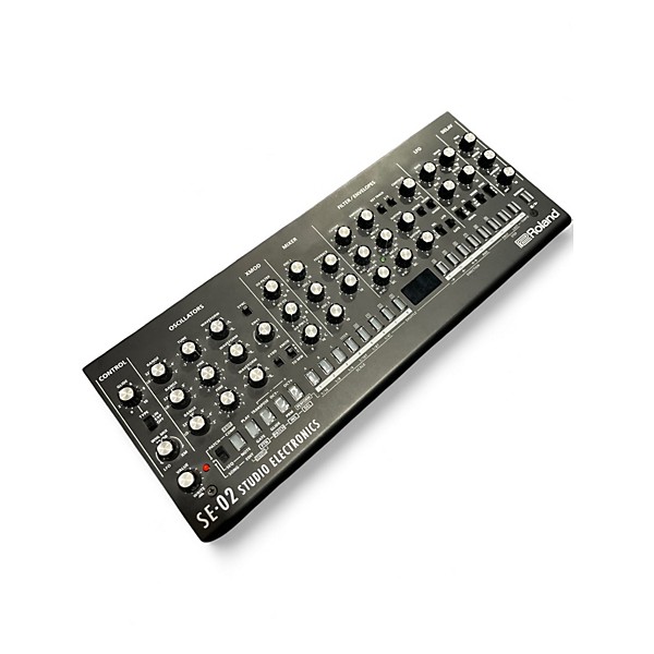 Used Roland SE-02 Synthesizer