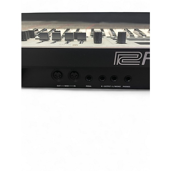 Used Roland GAIA 2 Synthesizer