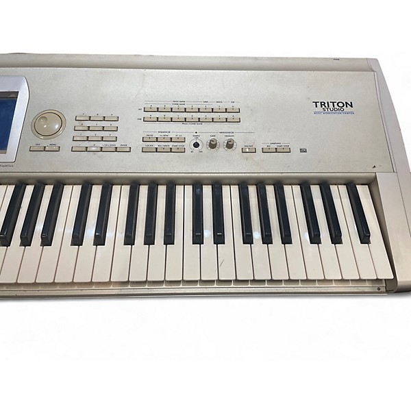 Used KORG Triton Studio 88 Key Keyboard Workstation