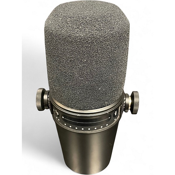 Used Shure MV7 Dynamic Microphone