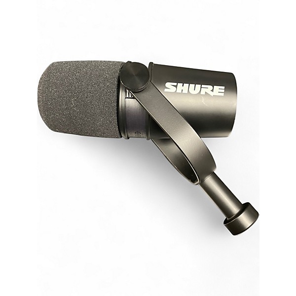 Used Shure MV7X Dynamic Microphone