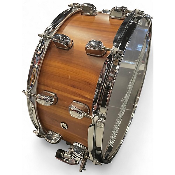 Used TAMA 14X6.5 Starclassic Snare Walnut Drum