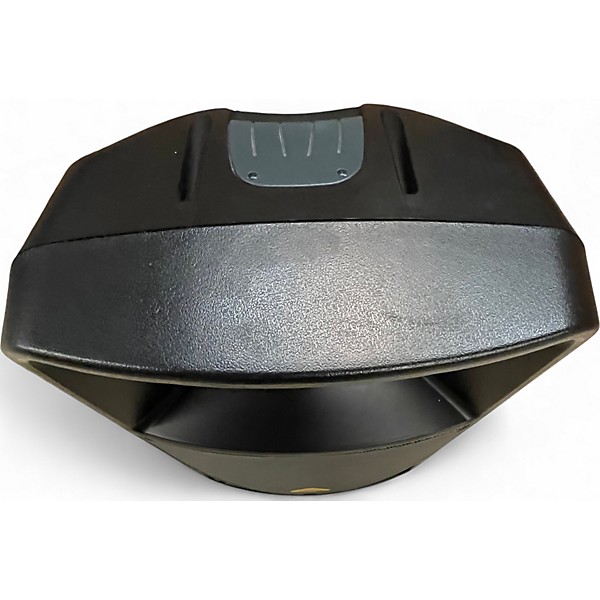 Used Behringer Eurolive B115W Powered Speaker