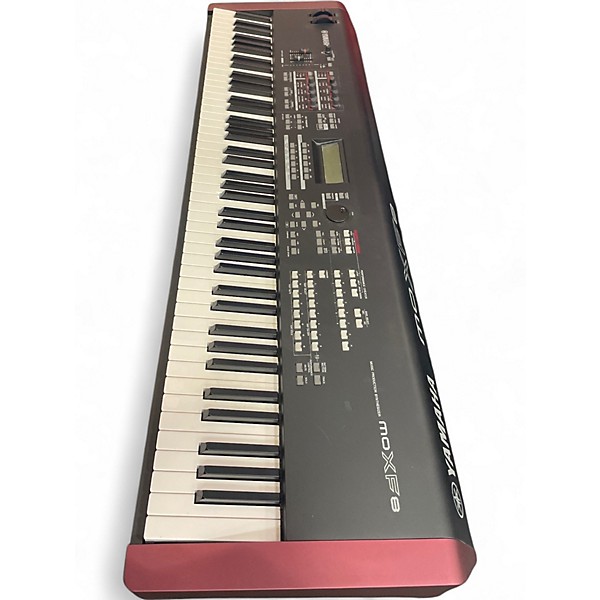 Used Yamaha MOXF8 88 Key Keyboard Workstation