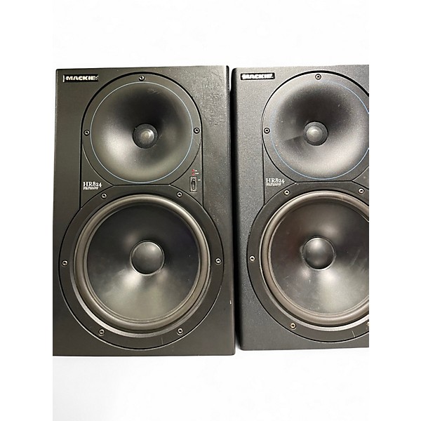 Used Mackie HR824 Pair Powered Monitor