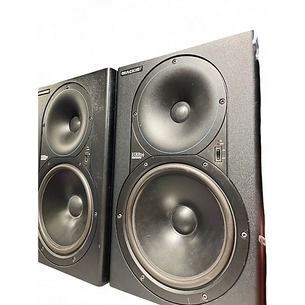 Used Mackie HR824 Pair Powered Monitor