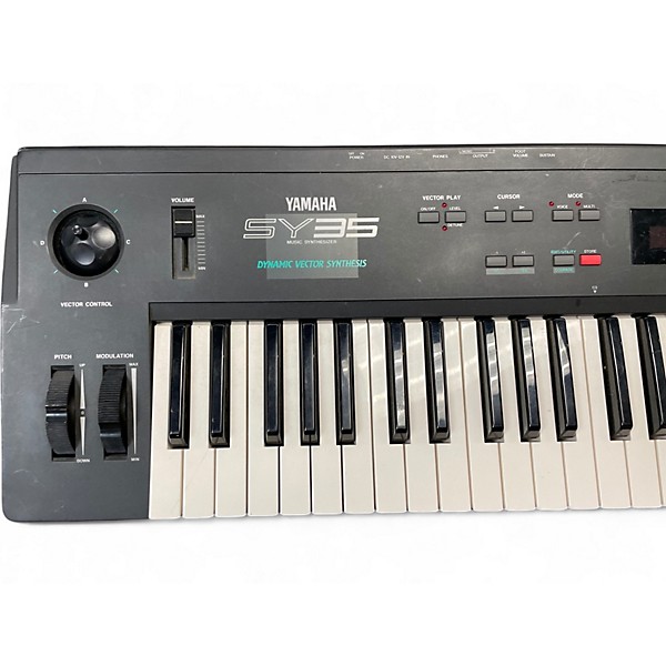 Used Yamaha SY35 Synthesizer