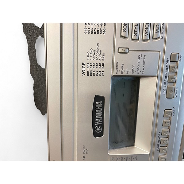 Used Yamaha DGX-500 Keyboard Workstation